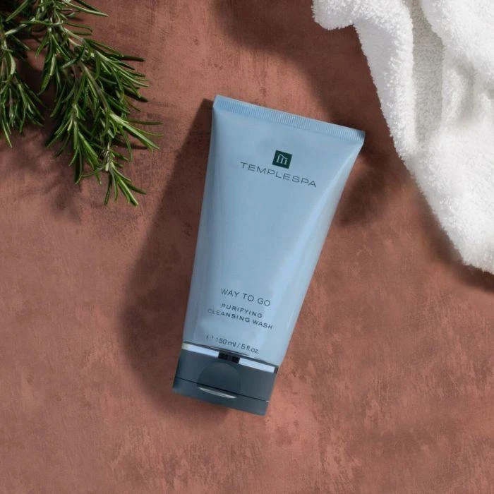 Gel Cleanser For Oily Skin - Image 3